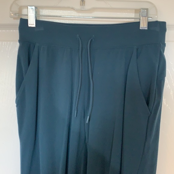 Athleta sweatpants - Picture 2 of 3